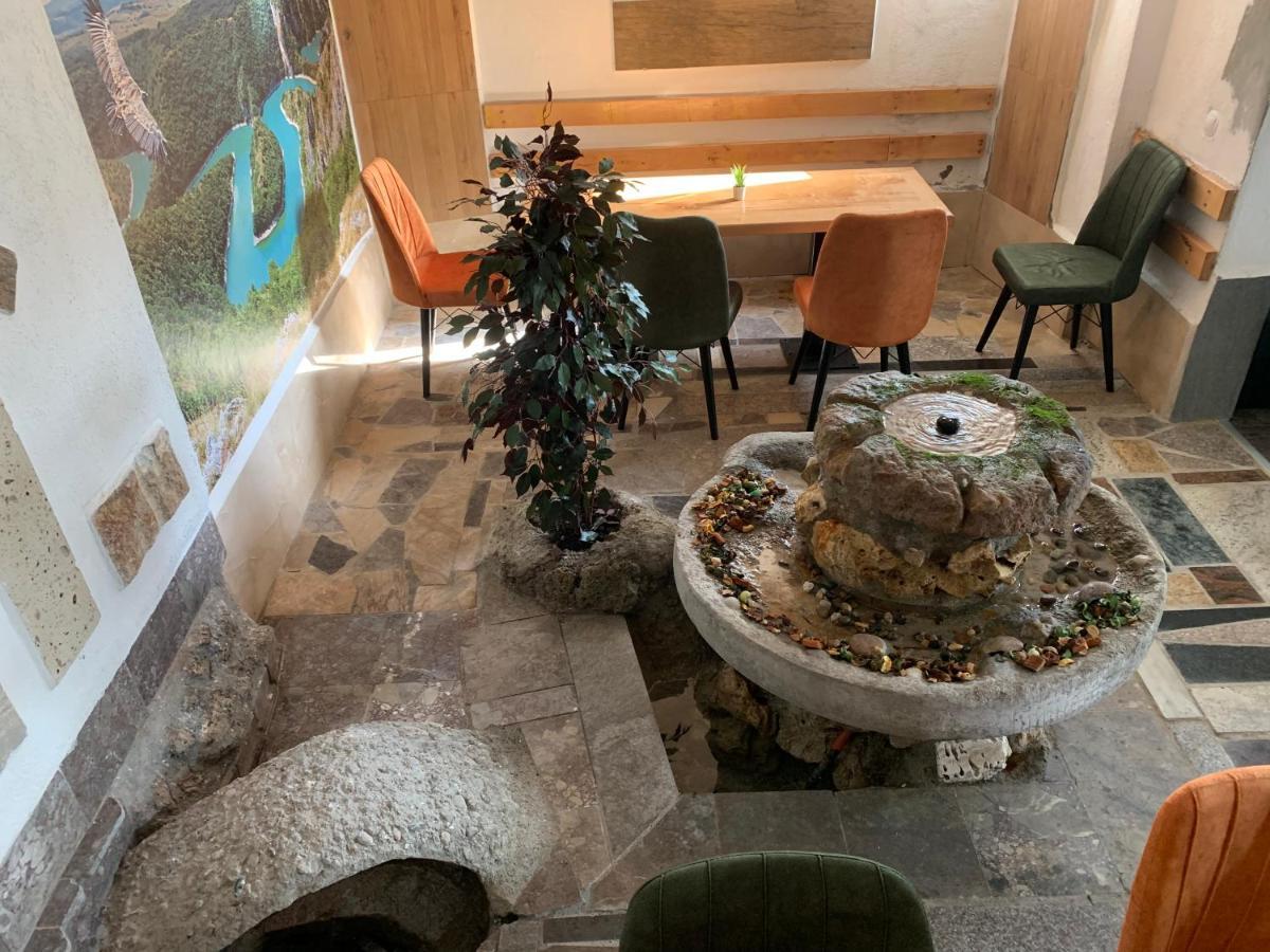 Apartmani & Restoran -S O K O- Sjenica Kültér fotó